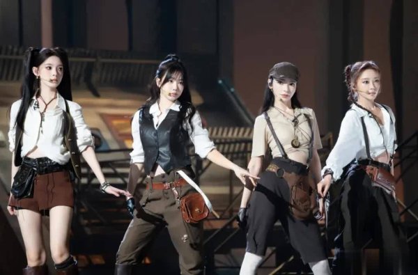 配资之家 《乘风2026》：直播玩法下的综艺蜕变与挑战